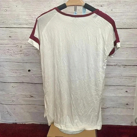 She + sky tee - Picture 2 of 2